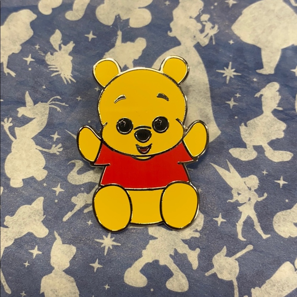 Disney Winnie the Pooh Yellow and Red Enamel Pin